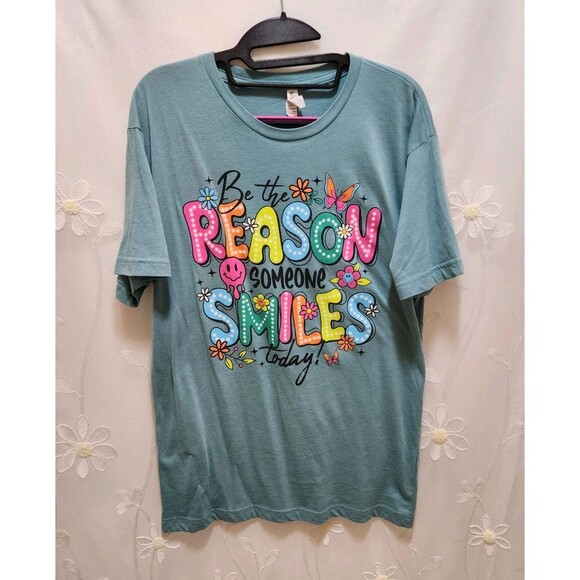 Love In Faith Womens Medium Green T-Shirt Floral Inspirational Quote Joy Love - Picture 1 of 13